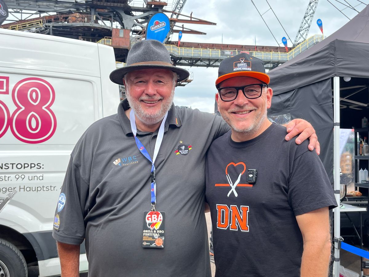 Daniel Nonnenmann mit WBC-Organisator auf dem GBA Festival